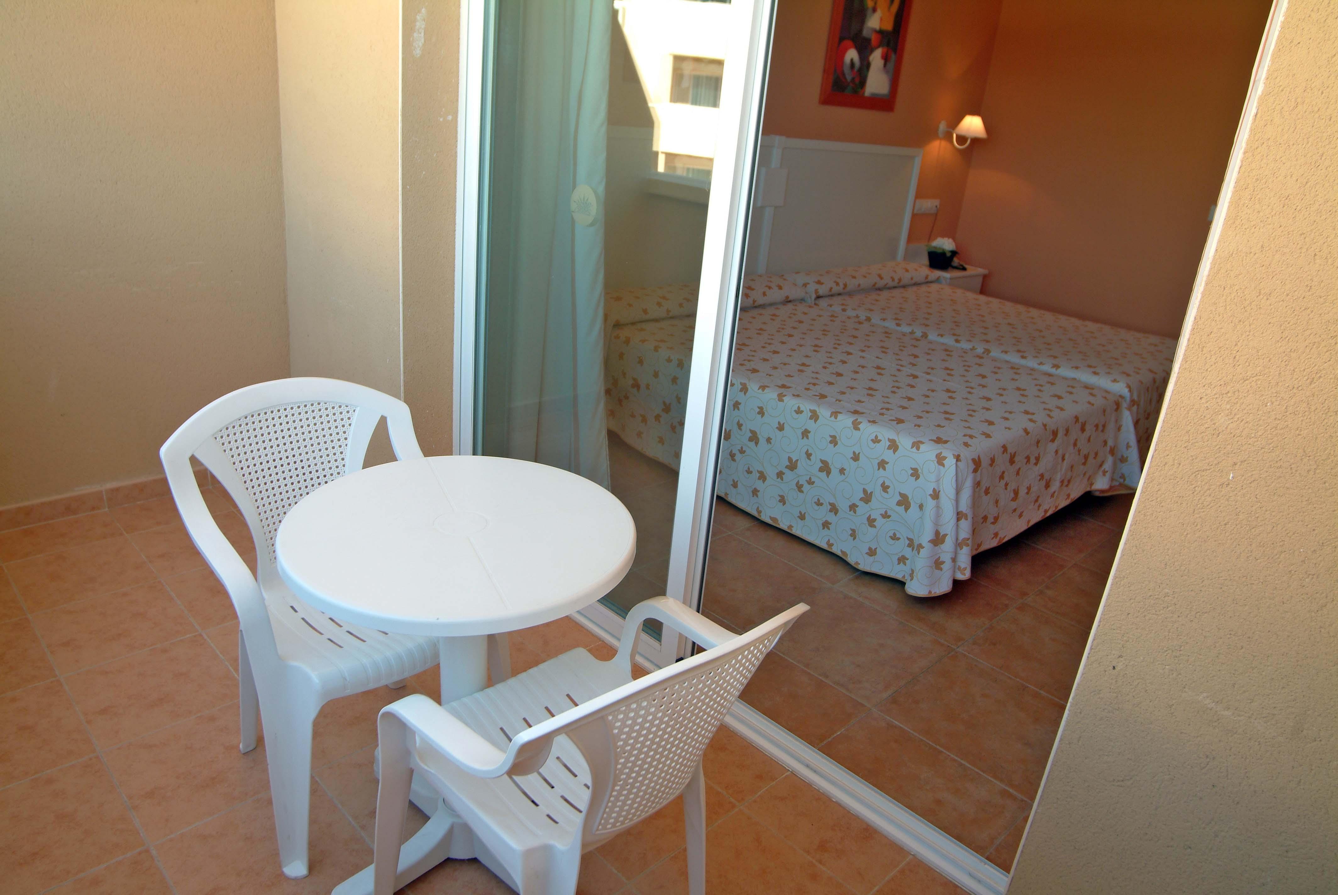 Ohtels La Hacienda Hotel La Pineda Luaran gambar