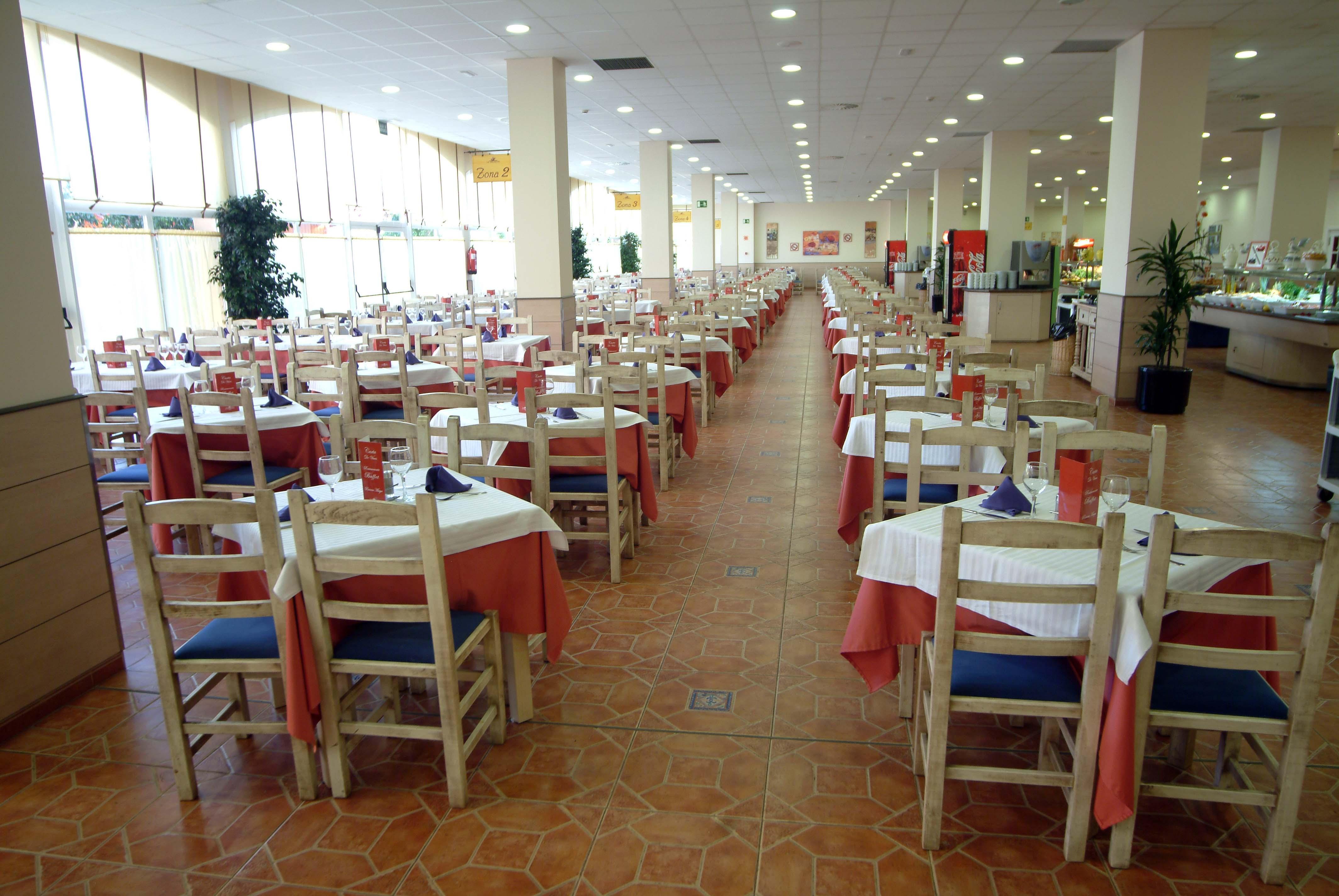 Ohtels La Hacienda Hotel La Pineda Luaran gambar