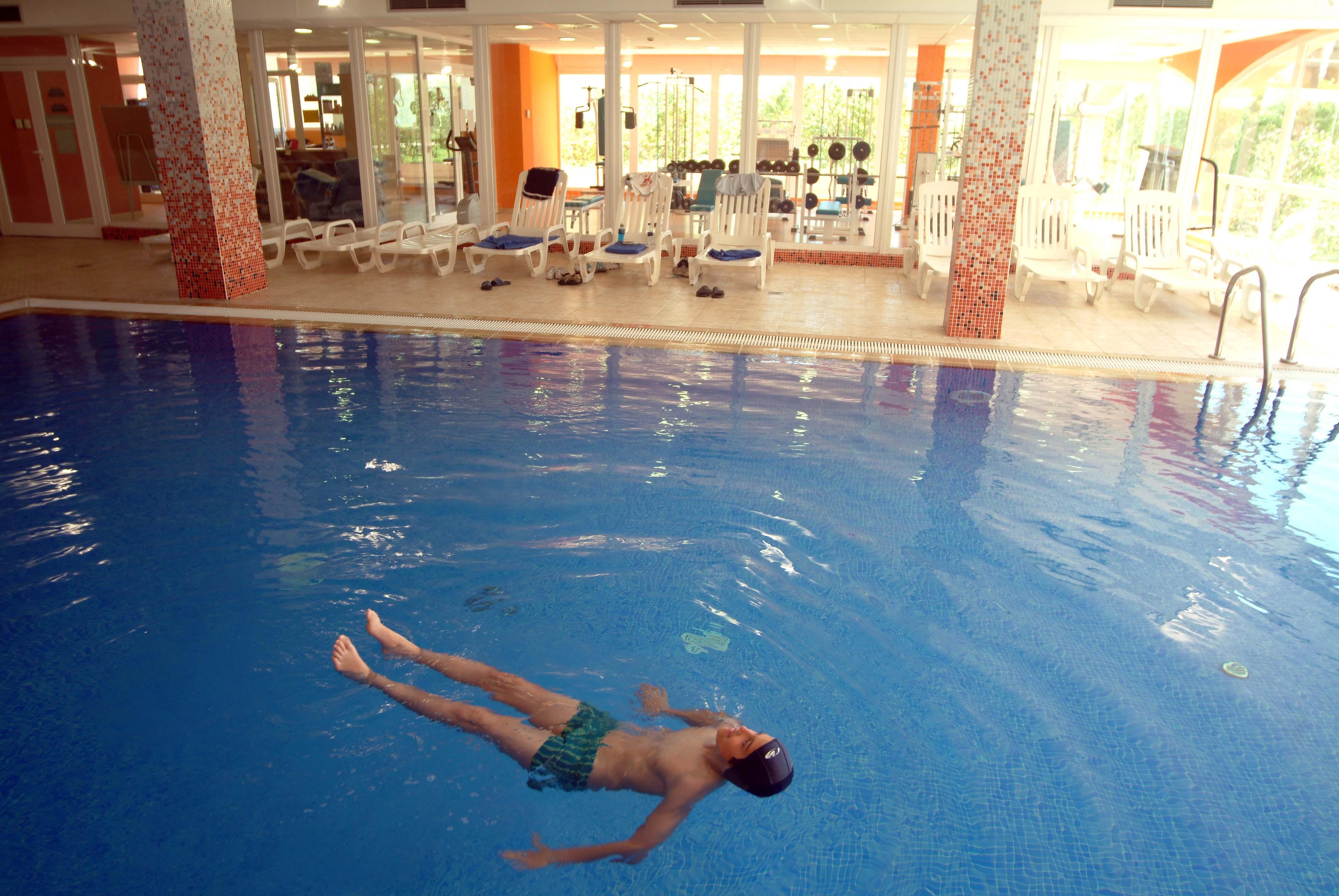 Ohtels La Hacienda Hotel La Pineda Luaran gambar