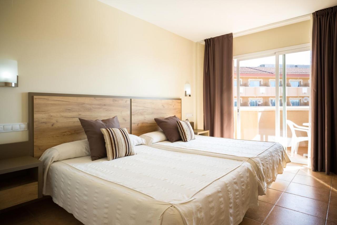 Ohtels La Hacienda Hotel La Pineda Luaran gambar